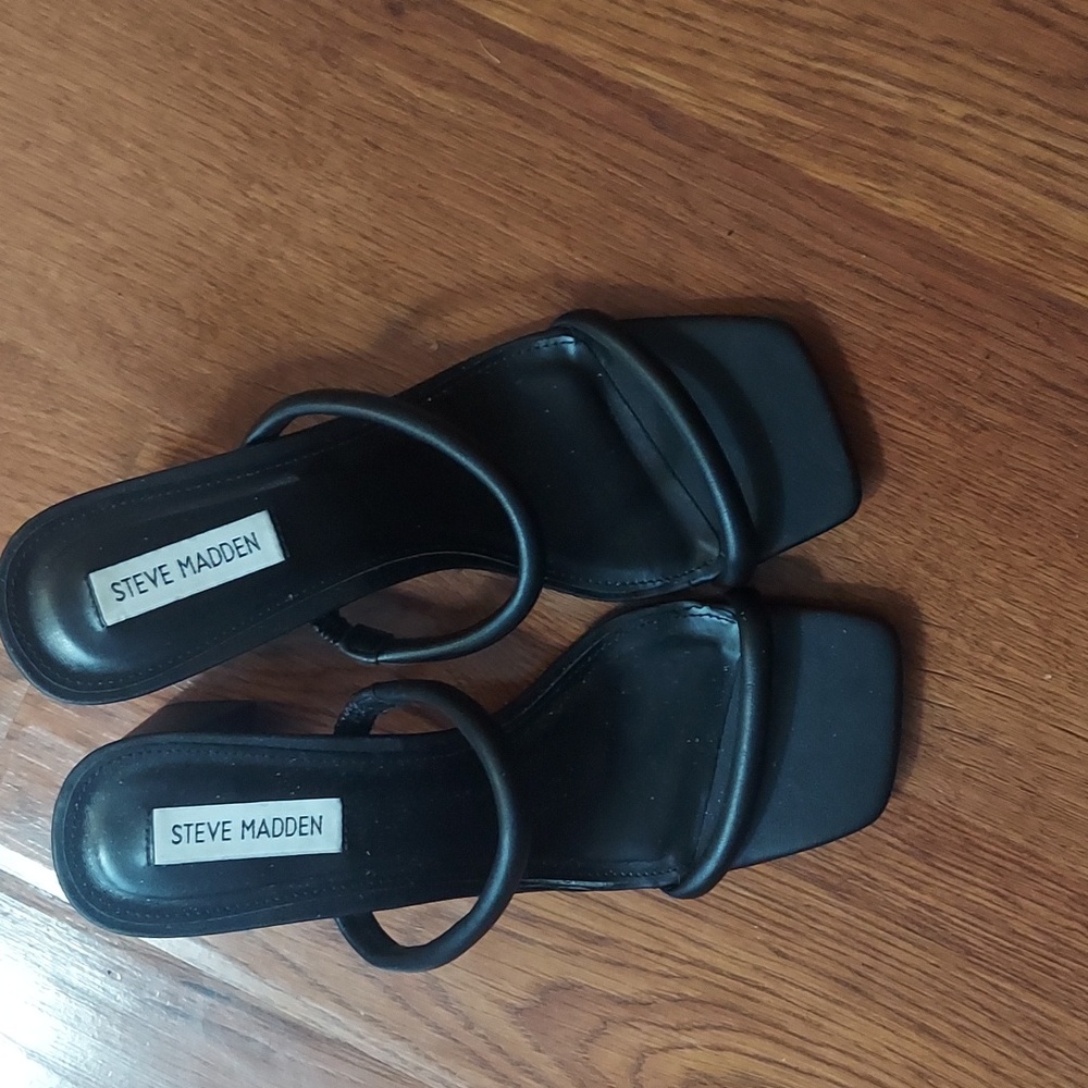 Steve Madden block heel sandals 👡